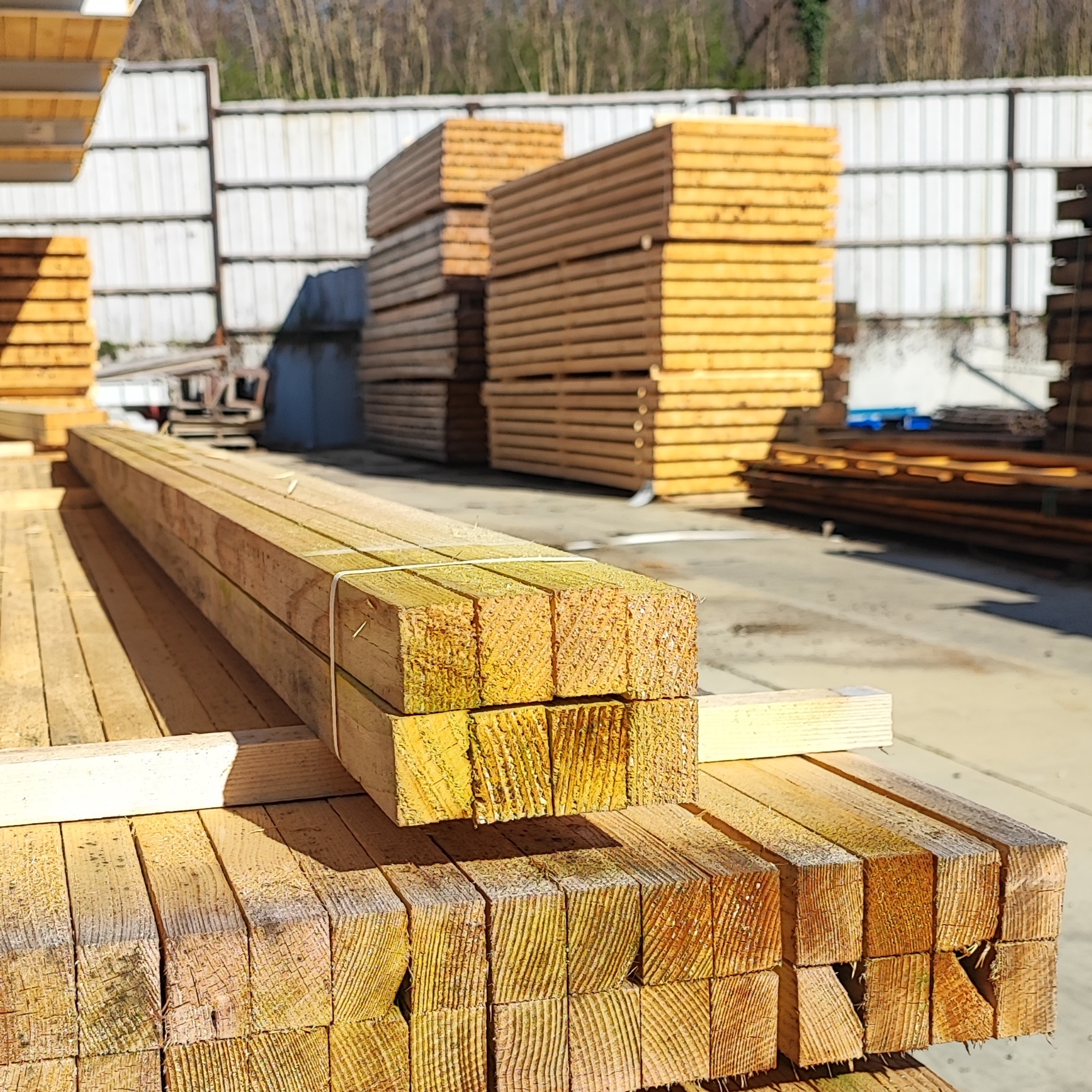 Liteaux Sapin 27 X 40 / Paq de 8 u traité cl.2